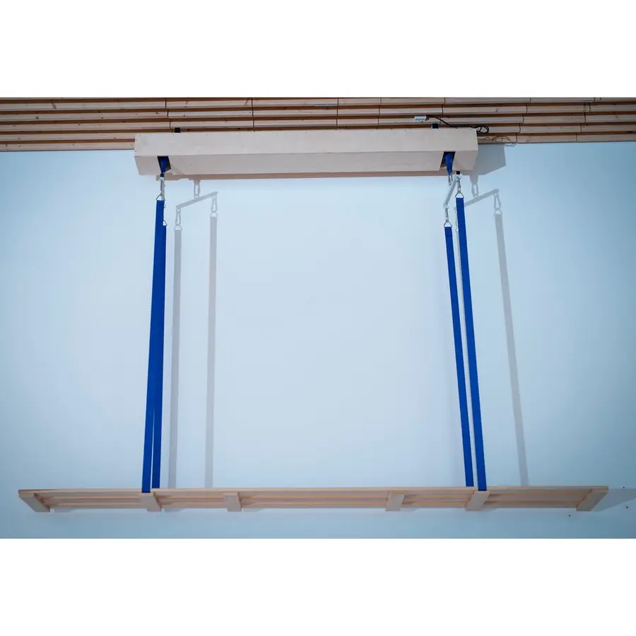 Vegghengt matteheis med el-motor 340 x 40 cm med plattform 
