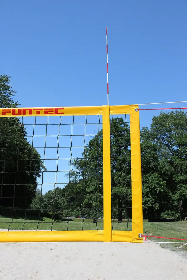 Sandvolleyballnett Funtec Pro Beach Plus 8,5 m | 4-punkts oppheng 