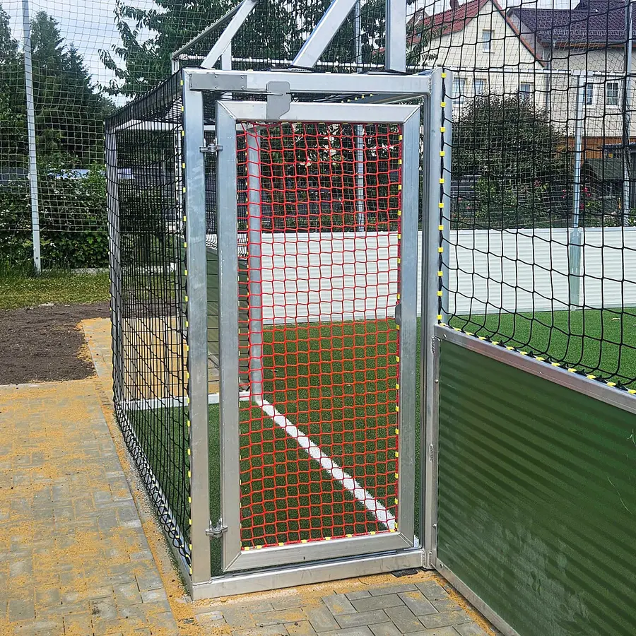 Arena Pro Multibane 10 x 7 meter Robust ballbinge med integrerte mål 